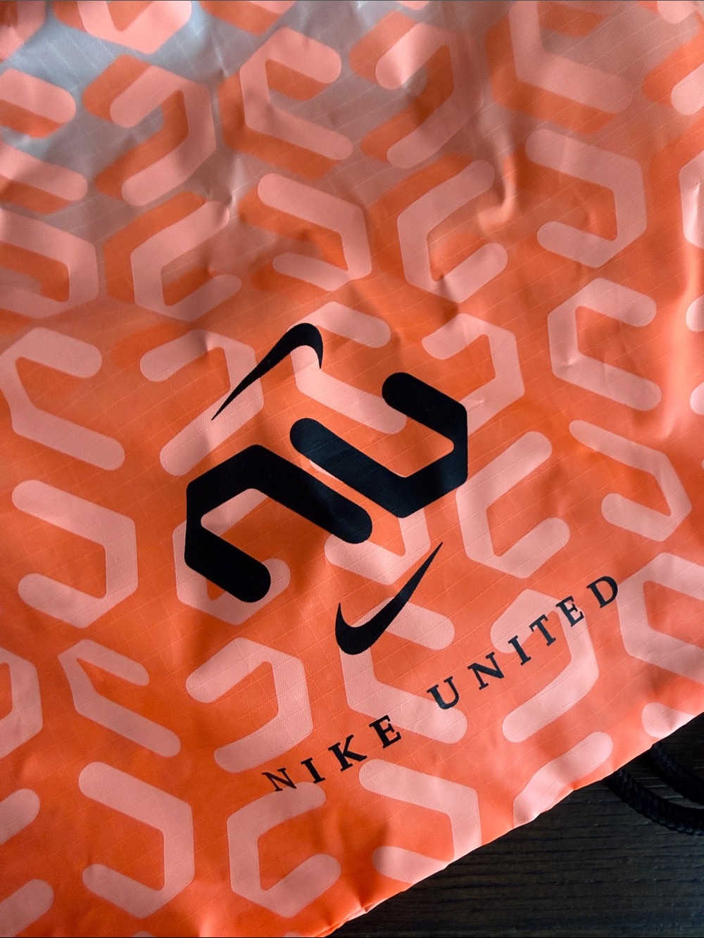 Nike Drawstring Bag - Picture 3 of 4